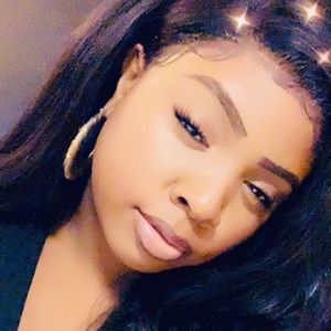 Meet your Posher, Bianca